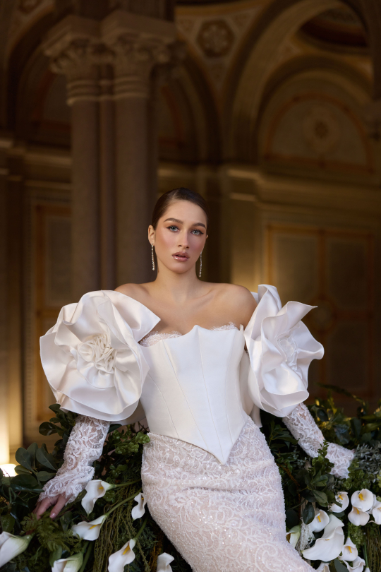 Bridgette sleeves bow