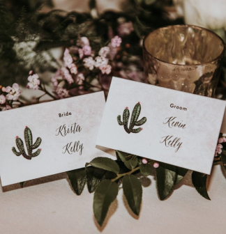 Wedding trends 2022: holiday style